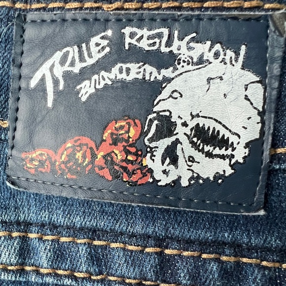 True Religion Women’s Capri Size 11 - Picture 3 of 10